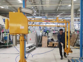 氣動(dòng)助力機(jī)械手-壓縮機(jī)